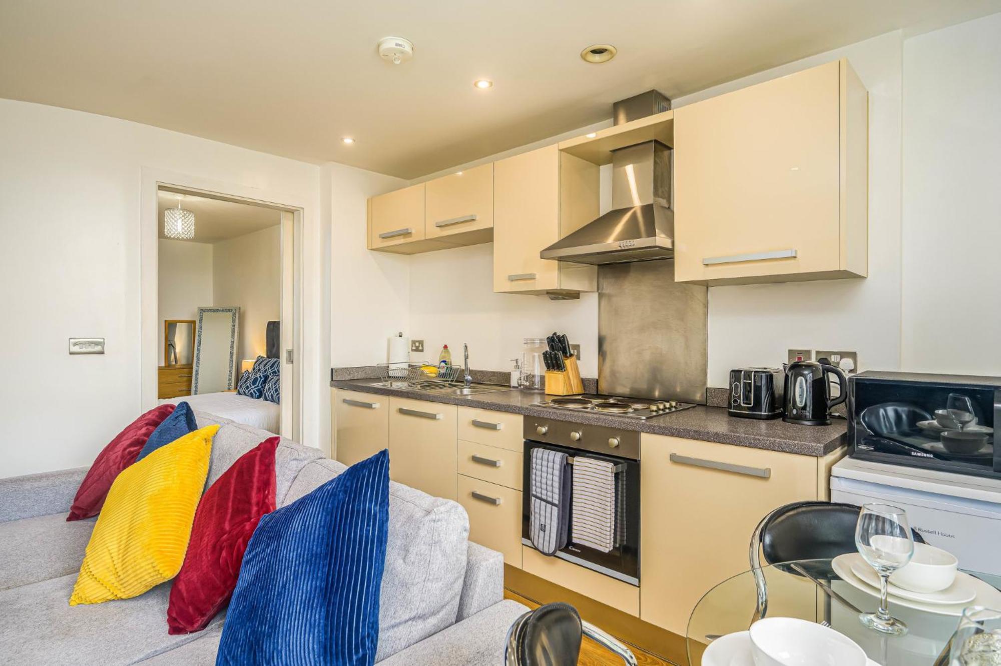 Avenues Apartment Leeds  Exterior photo